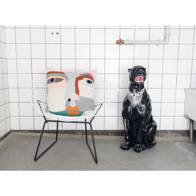 LUCKYBOYSUNDAY/ラッキーボーイサンデー/クッションカバー(50cm)/Face It