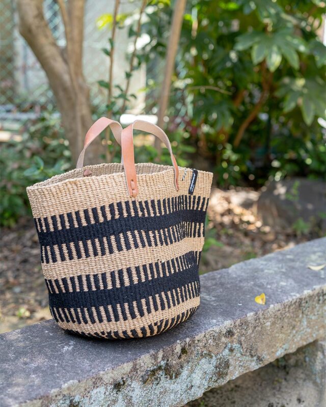 Mifuko ミフコ｜Pamba バスケット［ウール＆ペーパー］トートバッグ［ショートハンドル］Mサイズ ブラックリブ