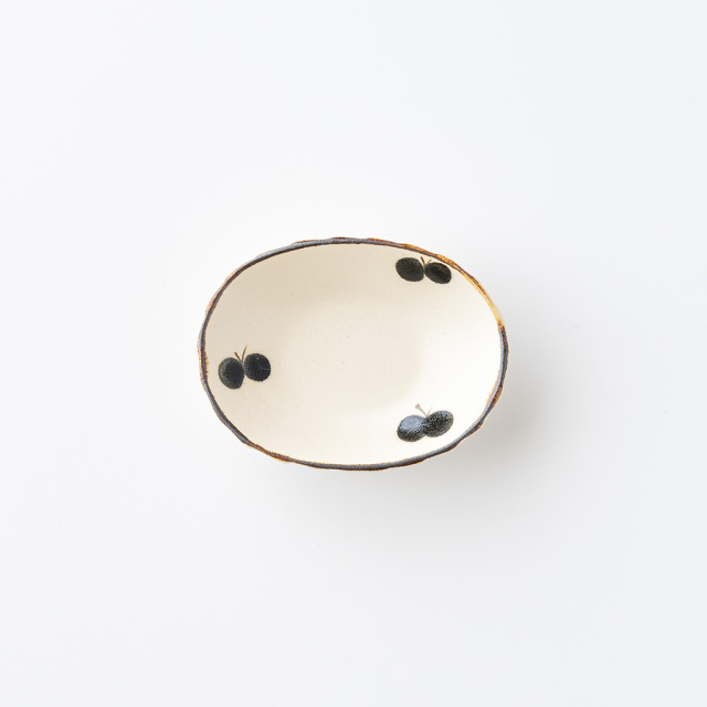 アトリエ モノラー｜ちょうちょ楕円高台小皿