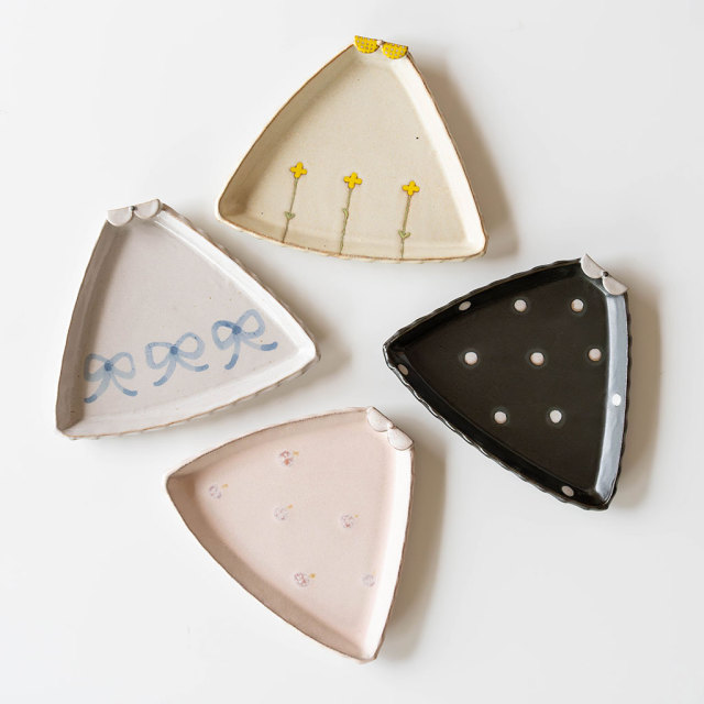 アトリエ モノラー｜ワンピースのお皿 COMFOTA 北欧雑貨店