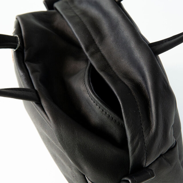 作家物オドodd ファスナーの無いボストン A4対応 leather 美品 作家物オドodd ファスナーの無いボストン A4対応 leather 美品