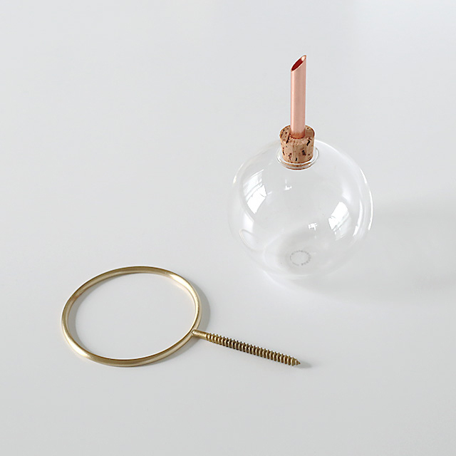 scandinaviaform/スカンジナビアフォルム/Glasilium Vase 壁掛け用真鍮ブラケット