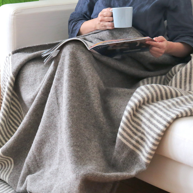 Silkeborg/シルケボー/スローブランケット/細ボーダー(ブラウン