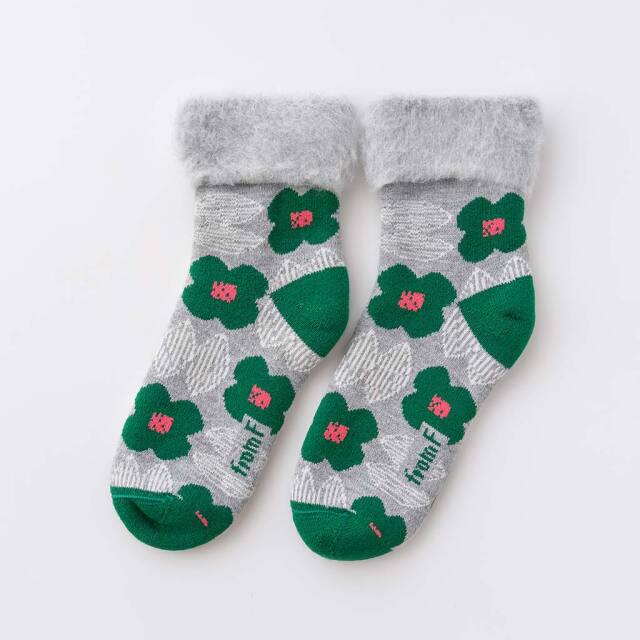 from F フロムエフ｜もこもこソックス レディース