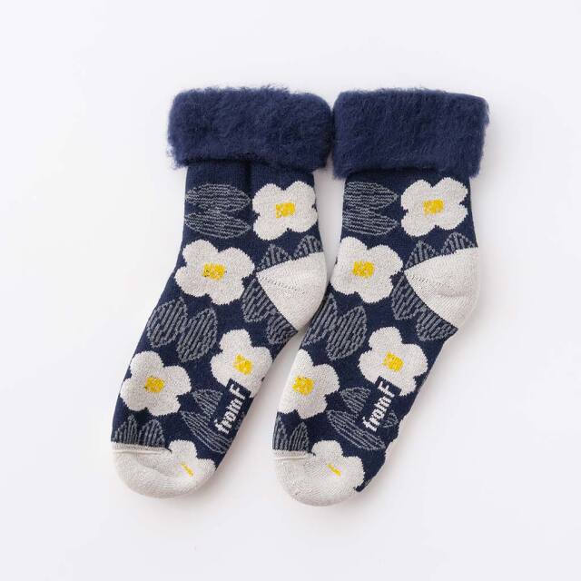 from F フロムエフ｜もこもこソックス レディース