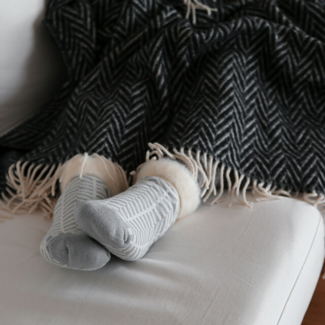 from F フロムエフ｜もこもこソックス レディース