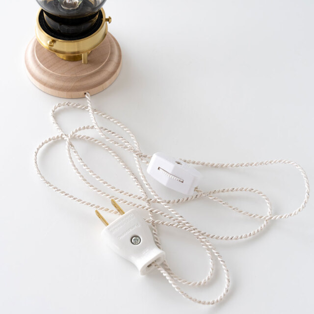 vickey’72｜wired lantern