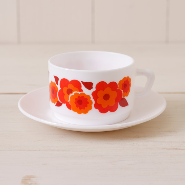 【ヴィンテージ】arcopal FRANCE/カップ＆ソーサー/レッド