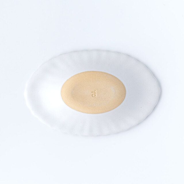 よしざわ窯｜ホワイト 輪花楕円皿 COMFOTA 北欧雑貨店