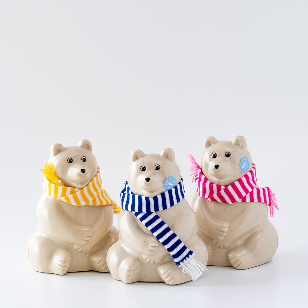【2025年限定】しろくま貯金箱｜ブルーボーダーマフラー付き Polar Bear Money Box