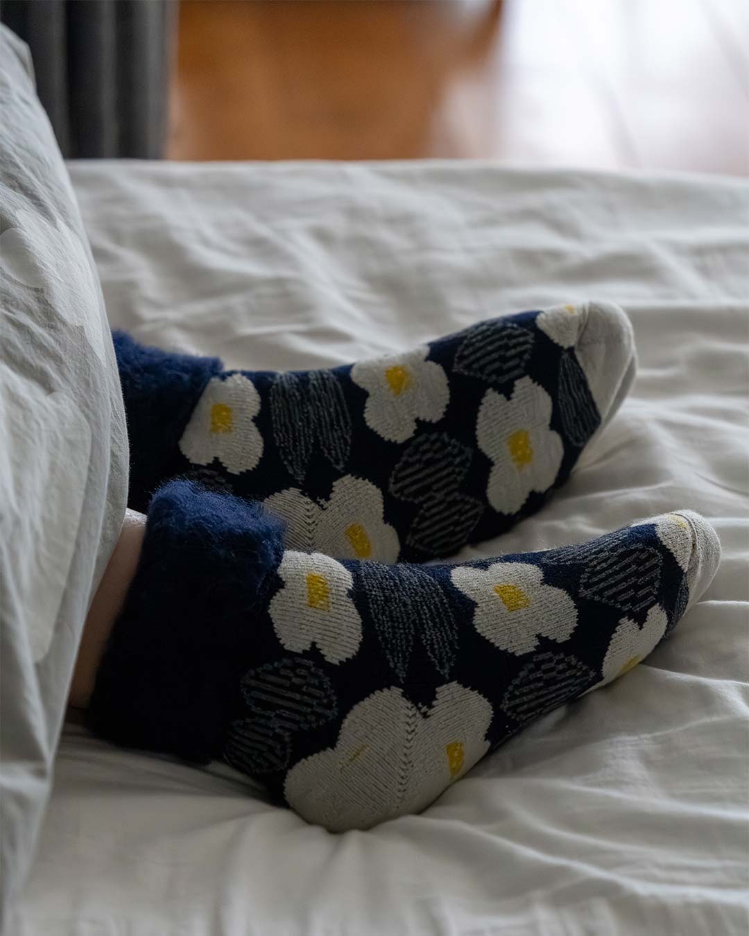 from F フロムエフ｜もこもこソックス レディース