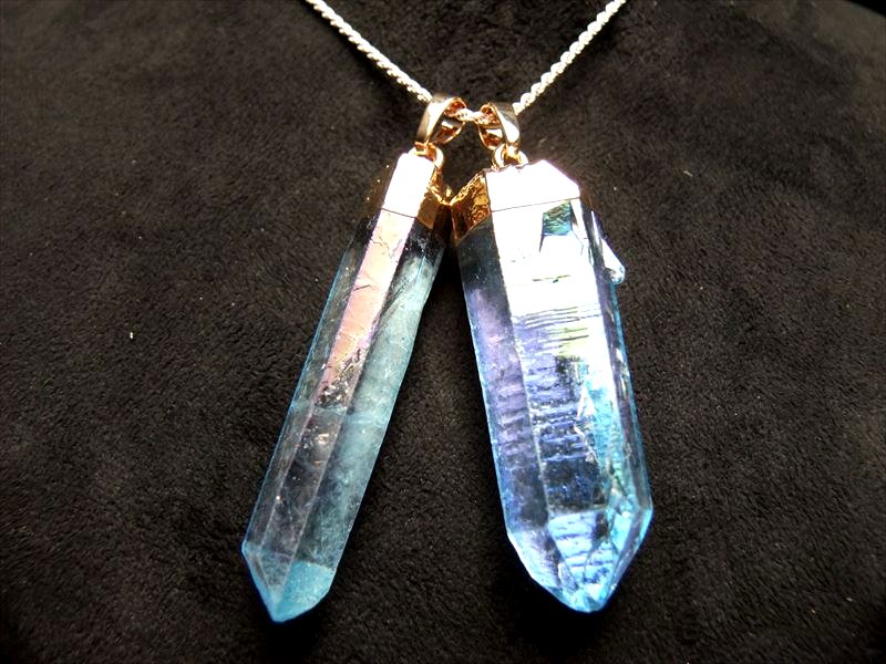 アクアオーラ ナチュラルポイント ペンダントトップ 縦40mm-60mm 天然水晶 透明感抜群 極上天然石 一点もの パワーストーン