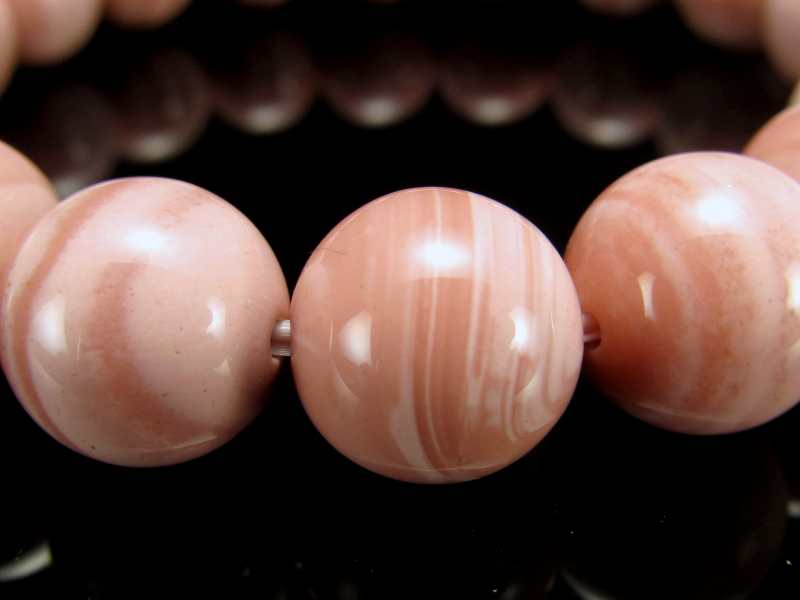 厳選 濃い発色ピンク ピンクオパール ブレスレット 11.5mm-12mm×18珠 愛と神秘の石 キューピッドストーン 愛と神秘の石 一点もの オーストラリア産