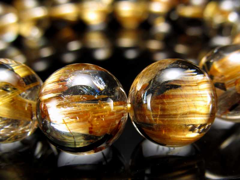 S級 タイチンゴールドルチル ブレスレット 10mm-10.5mm×19珠 極上黄金タイチン×母岩ヘマタイト×抜群透明度 ギラギラゴールド キャッツアイ効果