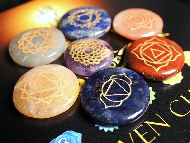 7種のヤントラ刻印&7色チャクラタンブル タイプP シックな瞑想アーサナプリントデザインケース 7チャクラタンブルボックス ボックスサイズ約17cm×16cm