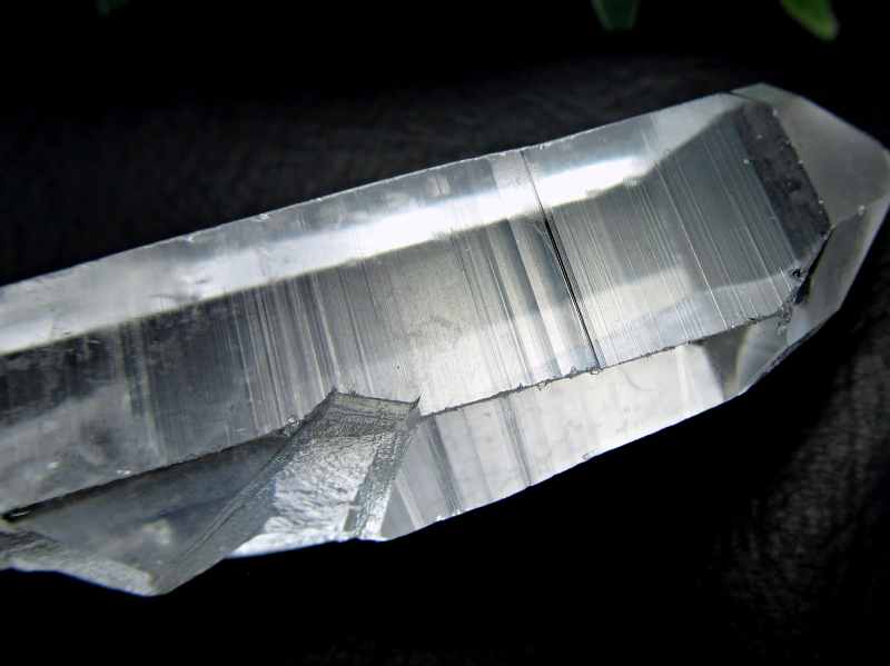 激レア レムリアン シード クリスタル 長さ約71mm 重さ約68.8g 古代の叡智を封じ込めたクリスタル キークリスタル ギャランティカード付き 一点もの ブラジル