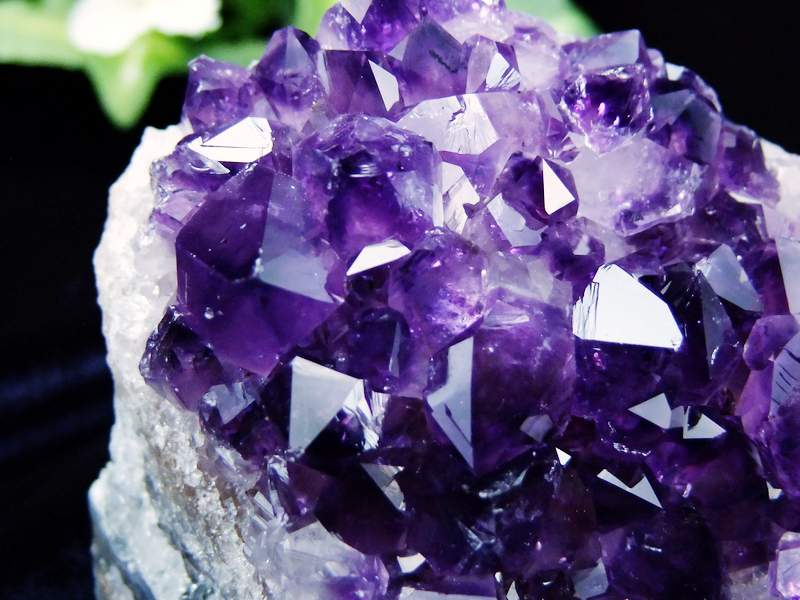 5A母岩多めのためお安く アメジスト クラスター フラットタイプ 最大幅約80mm 重さ371g 極上 美結晶 愛の守護石 紫水晶 天然石 1点物 ウルグアイ産