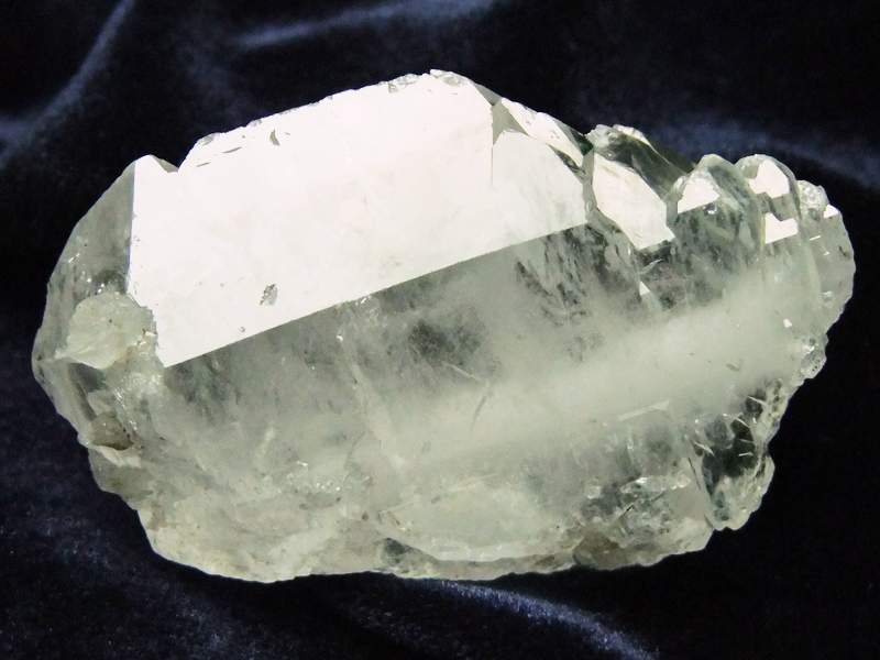 4A 激レア・パキスタンより直送 ファーデンクォーツ(天使の水晶)結晶原石 最大幅約47mm 重さ約28g 稀少点物 「再生と復活の象徴」 パキスタン ハーラン産