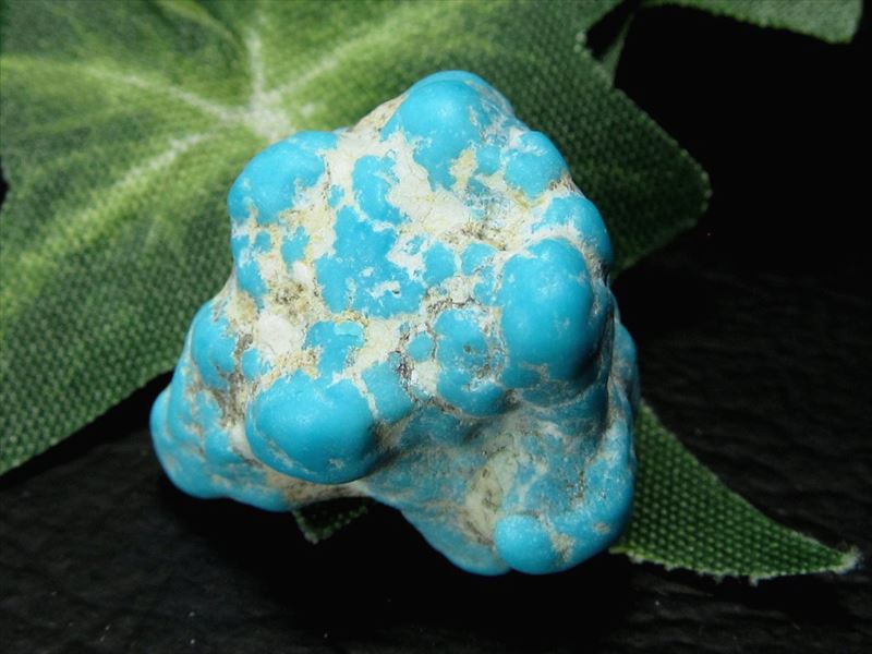 超希少 ナチュラルなラフ原石 ブルーリッジターコイズ ラフ原石 最大幅約19mm 約5.1g 鮮やかな水色と白色 12月の誕生石 トルコ石 成功と繁栄を招くパワーストーン 1点物 ネバダ州ブルーリッジ鉱山産