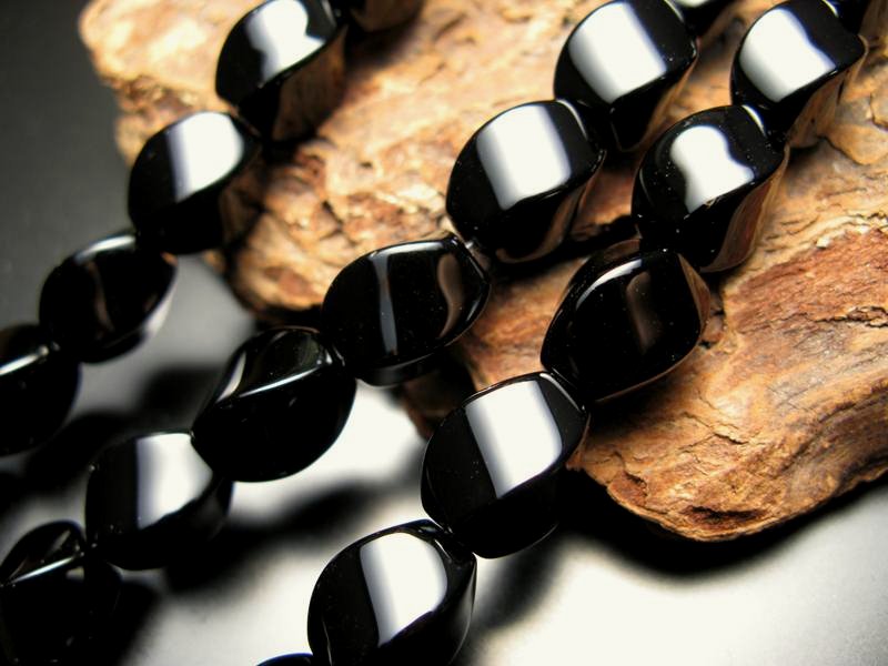 12mm×8mm オニキス タンブルウェーブ型 一連 約38-40cm 黒瑪瑙 ブラジル産 rn-p パワーストーン 天然石