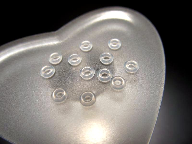 ブレス保護&サイズアップに 激安 シリコンリング ホワイト 半透明 約150-170個入 直径約3mm 高級ブレスに必須 白色 pa-p パワーストーン 天然石