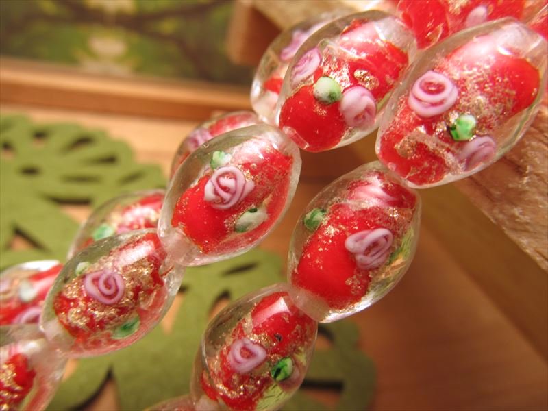 トンボ玉 とんぼ玉 金彩ローズタイプF ミニ天珠型 長さ約14-16mm 太さ約10.5-11mm 一連 約38cm 約25珠 昔ながらの人工ビーズ 激安 ビーズ rn-p