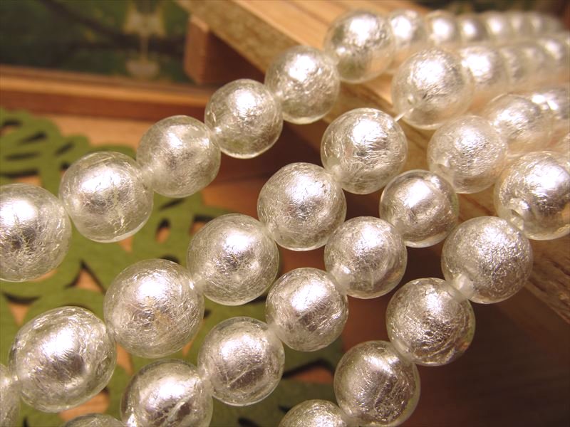 トンボ玉 とんぼ玉 ホワイトタイプJ ラウンド型 10mm 一連 約29cm 約30珠 昔ながらの人工ビーズ 激安 ホタルガラス ビーズ rn-p パワーストーン 天然石