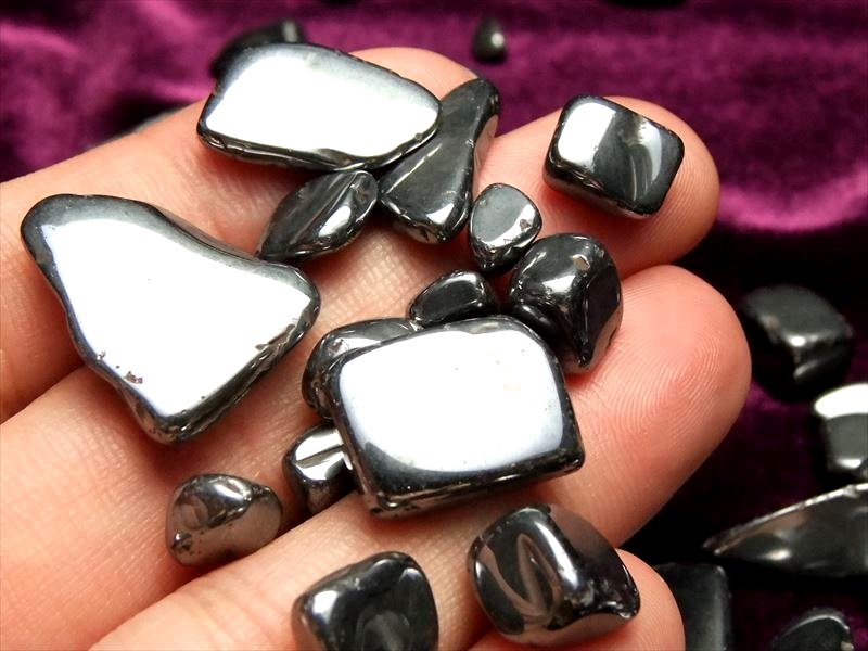 つやつや中サイズ テラヘルツ鉱石 さざれ石 100g 約4mm-20mm 激レア つやつや光沢 話題の 高純度 テラヘルツ 鉱石 2026年 検査機関にて検査済み 本物保証