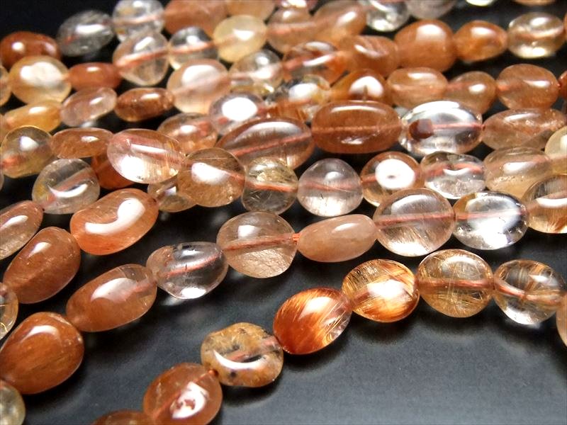 オレンジ&ブラウン系ルチルクォーツ タンブル連 粒サイズ約4mm-8mm 一連 約38-40cm Mサイズ お買い得タンブル 針入り水晶 rn-p パワーストーン 天然石