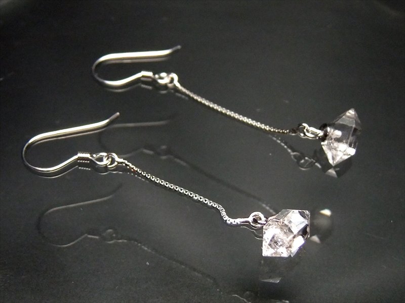 S ハーキマー結晶 スイングピアス シングルタイプ 左右ペア 天然石の魅力感じる原石タイプ ハーキマーダイアモンド ピアス 石サイズ幅約7-9mm Silver925