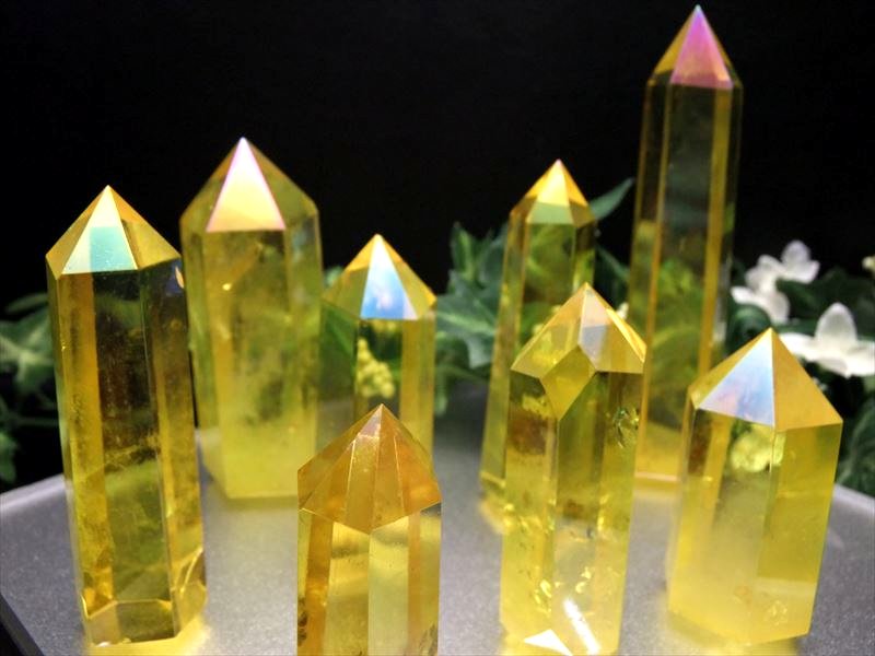 イエロー トロピカルオーラ 天然水晶ポイント 六角柱 160g-170g 極上超透明 手ごろな小さめサイズ 大人気浄化アイテム 写真映えするインテリアに ブラジル産