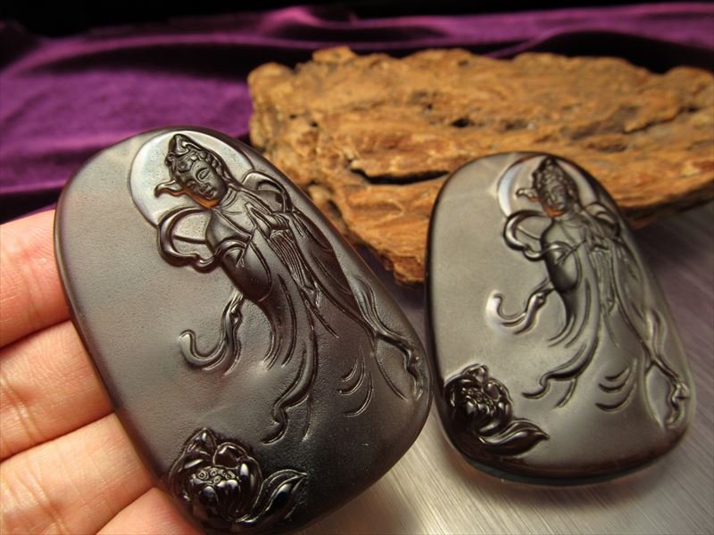 激安宣言 透明オブシディアン 黒曜石 白衣観音彫り カービングプレート タイプC フロストタイプ 縦約57mm メキシコ産 geki-obG11 パワーストーン 天然石