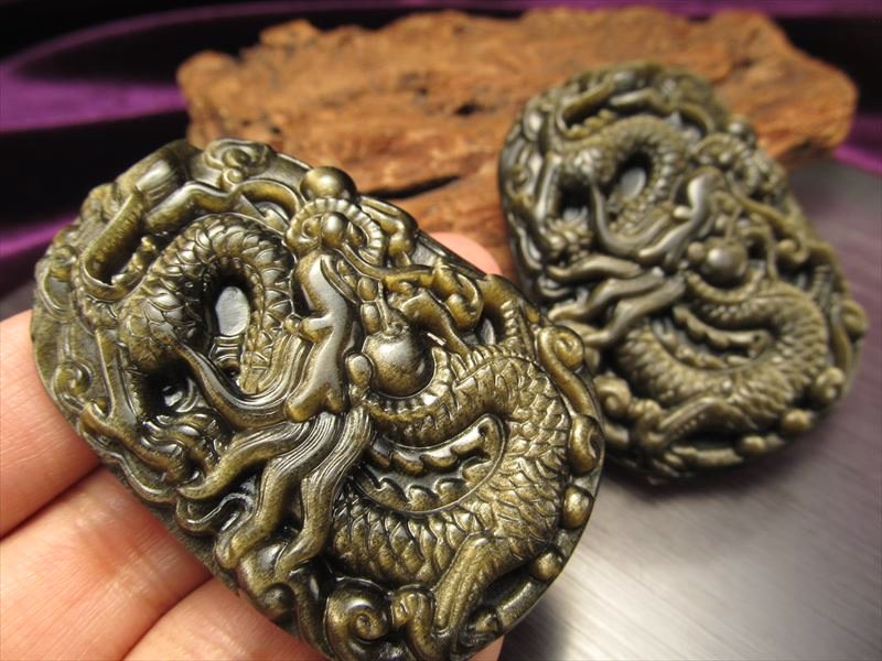 激安宣言 ゴールデンシャインオブシディアン 黒曜石 龍彫り カービングプレート 縦約57mm前後 メキシコ産 geki-obG32 パワーストーン 天然石