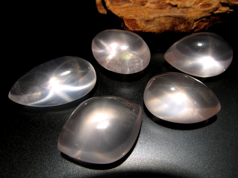 スターローズクォーツ 紅水晶 ルースタンブル 5個セット サイズ約20mm-45mm 星ローズ 恋愛成就の石 マダガスカル産 パワーストーン 天然石