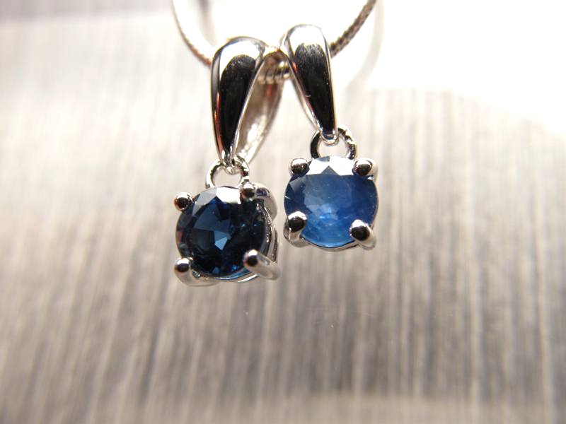 サファイアペンダントトップ ラウンドカットタイプ 石サイズ縦約7mm SILVER925 濃厚ネイビーブルー ミャンマー産