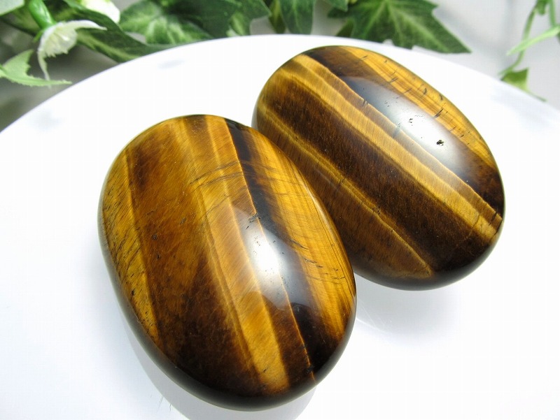 タイガーアイ ホットストーン 重さ 約70-80グラム 大きさ約6cm×4cm マッサージ用天然石 タンブル パワーストーン 天然石