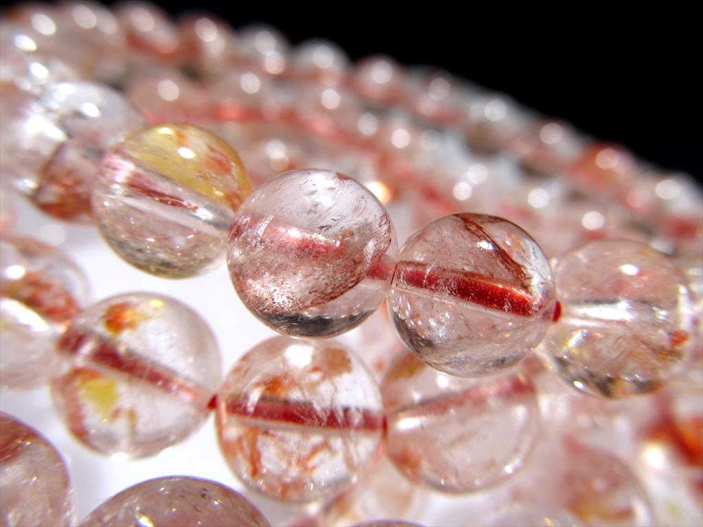 シンフォニックオーロラクォーツ ライモナイトインクォーツ ブレスレット 9mm-9.5mm×21珠前後 幻想的インクルージョン 赤や黄色に色付いた水晶