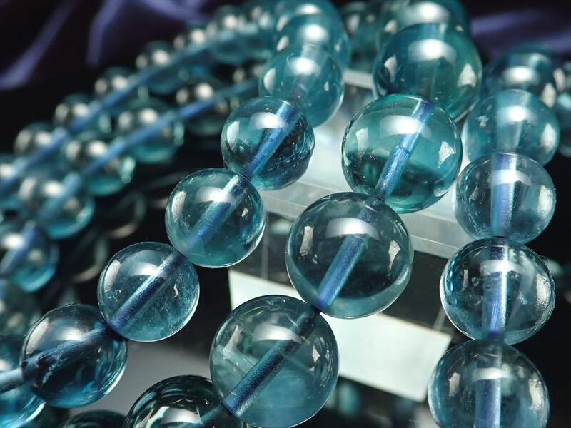 AA+ ブルーグリーンフローライト 蛍石 ブレスレット 8mm×23珠前後 鮮やかブルーグリーン 超透明 青緑の美しい蛍石 アメリカ産 パワーストーン 天然石