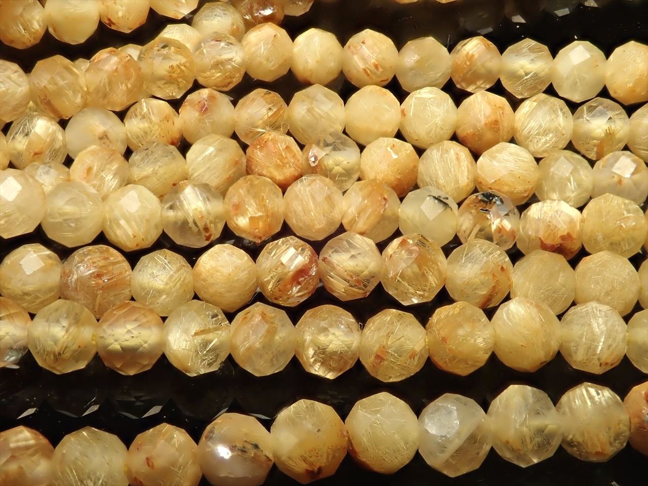 キラキラカット 3mm珠 ゴールドルチルクォーツ 針入り水晶 一連 約30-32cm ネックレスなどに たっぷりルチル針 金運・カリスマ性のアップに ブラジル産