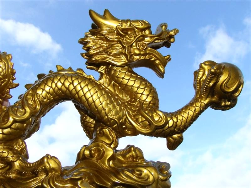 LL 特大 開運 金龍モチーフ 玉持ち龍神 ドラゴン 置物 高さ約175mm 全長約300mm 新春の開運祈願に 金運 財運 inmy パワーストーン 天然石