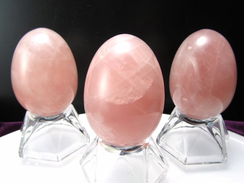 ローズクォーツ エッグ型置物 重さ約80g-90g前後 高さ50mm前後 恋愛運の象徴 女子力UP 卵型原石 タマゴ ma-s パワーストーン 天然石