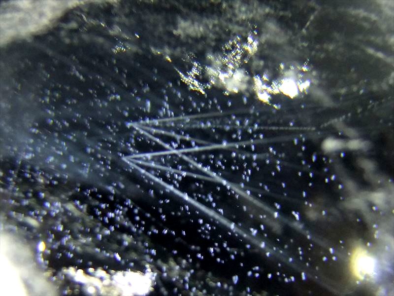 激レア トライアングル エンジェルラダークォーツ 丸玉 K9台座付き 重さ約462g 直径68mm 超希少な水晶 光で浮かび上がる天使のハシゴ まるで幻想的な薄明光線