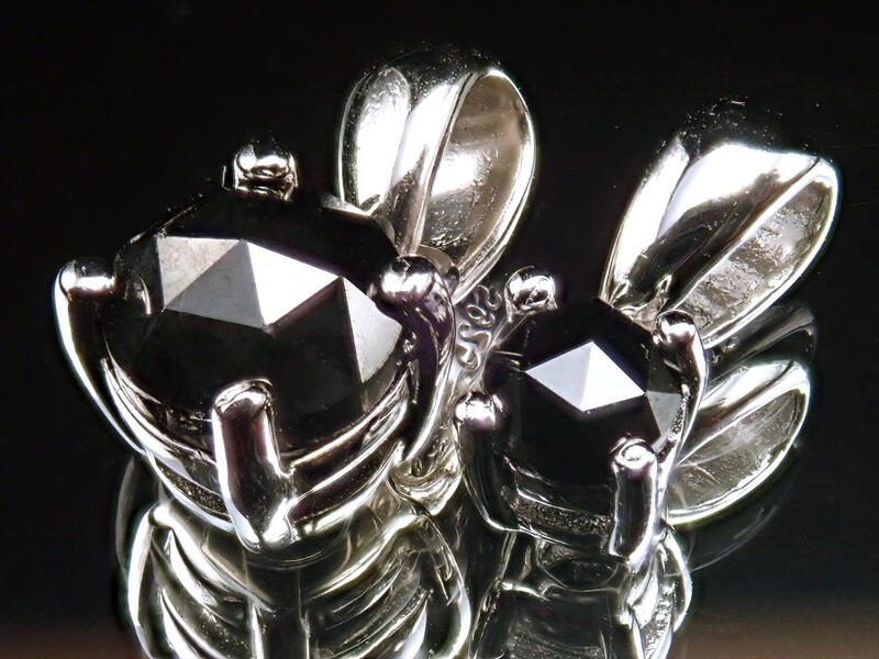 天然ブラックダイアモンド ペンダントトップ 石サイズ約4mm 極上の煌き カリスマ性の象徴 極上宝石質 SILVER925 パワーストーン 天然石