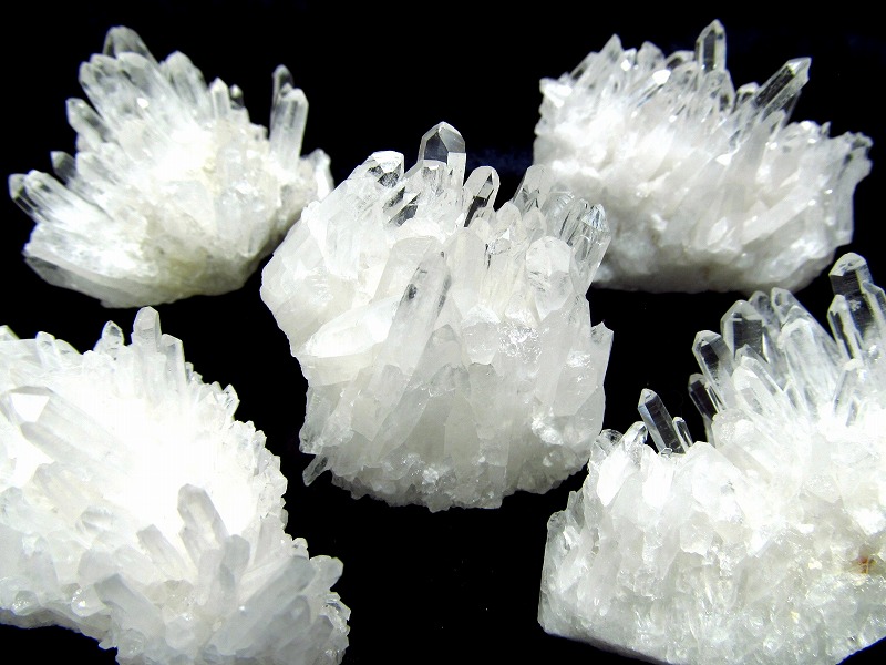 3A 四川針状水晶ミニクラスター 約100gセット 4-8個入り 超透明 超人気針状群生 浄化 原石 激安大放出 四川省産 パワーストーン 天然石