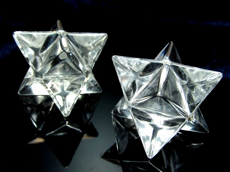 レムリアン水晶 マカバスター 星型八面体 ギャランティカード付 幅約35mm-40mm 古代の叡智を封じ込めた水晶 レムリアンクリスタル 精神と肉体の調整