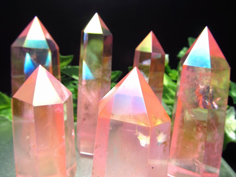 ベビーピンク トロピカルオーラ 天然水晶ポイント 六角柱 50g-60g 極上超透明 手ごろな小さめサイズ 大人気浄化アイテム 写真栄えするインテリアに