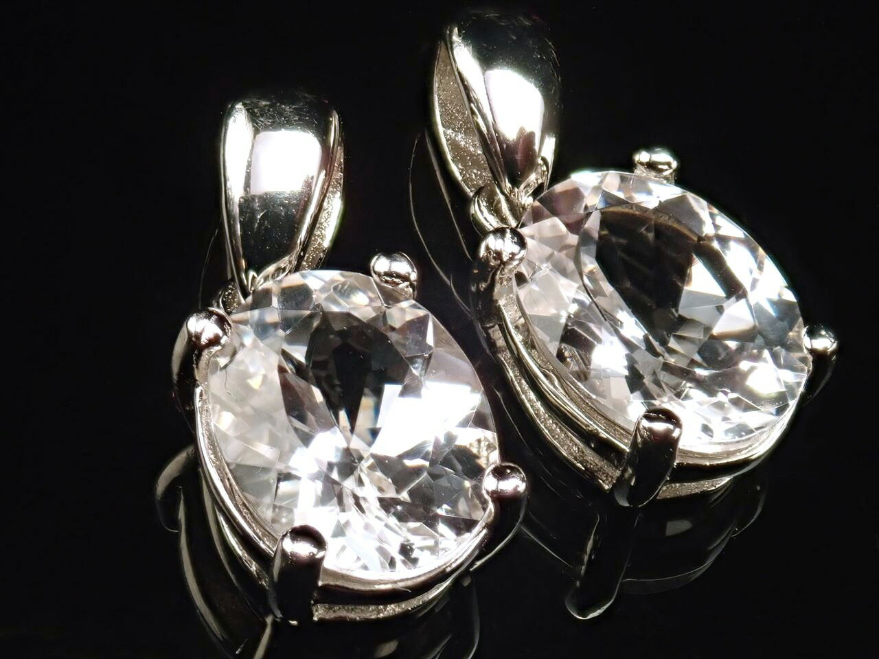 ダンビュライト オーバル型 ペンダントトップ 石サイズ約9.4mm ヒーラーがダウジングの先端に好んで用いられる石のひとつ SILVER925 メキシコ産