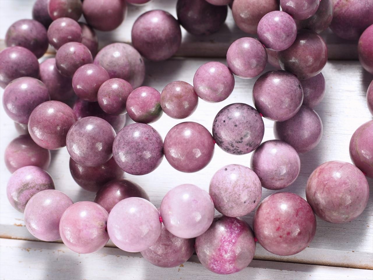 コバルトドロマイト 苦灰石 ブレスレット 8.5mm-9mm×22珠前後 希少なピンクカラー 勇気を象徴する石 希少 コンゴ産