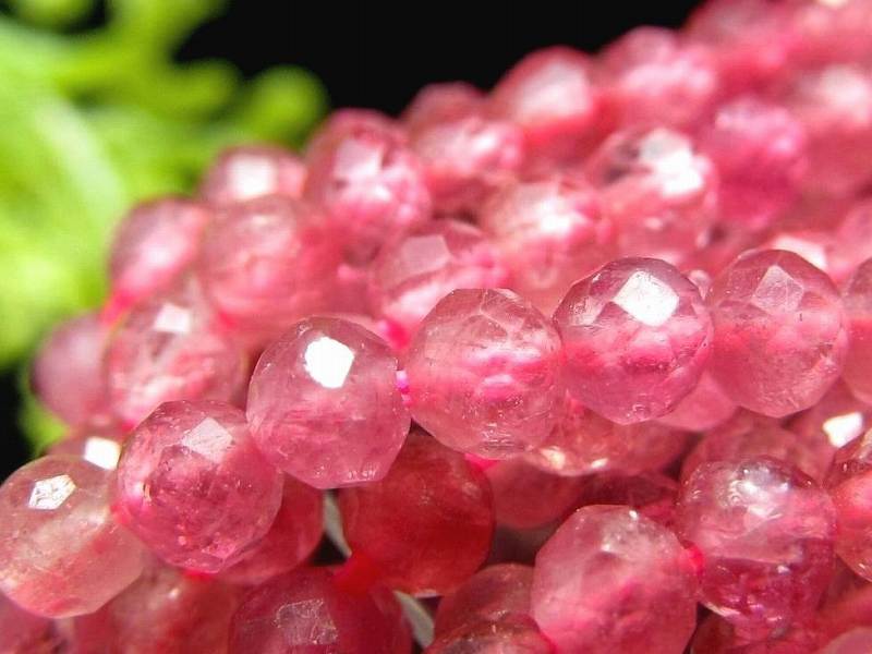 極小サイズ 2mm-2.5mm珠 ピンクトルマリン 64面カット 一連 約38-40cm 透明感抜群 パワーストーン 天然石