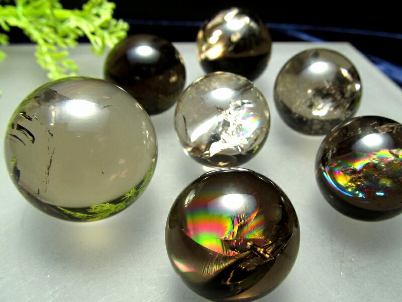 超透明 虹入り 4A スモーキークォーツ 丸玉 直径22mm-25mm 魔除け・厄除けのお守りに 茶水晶 ブラジル産 パワーストーン 天然石